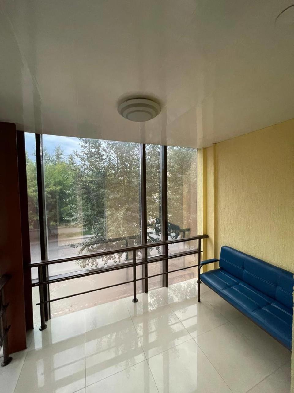 Shanyrak Hotel Temirtau Exterior photo