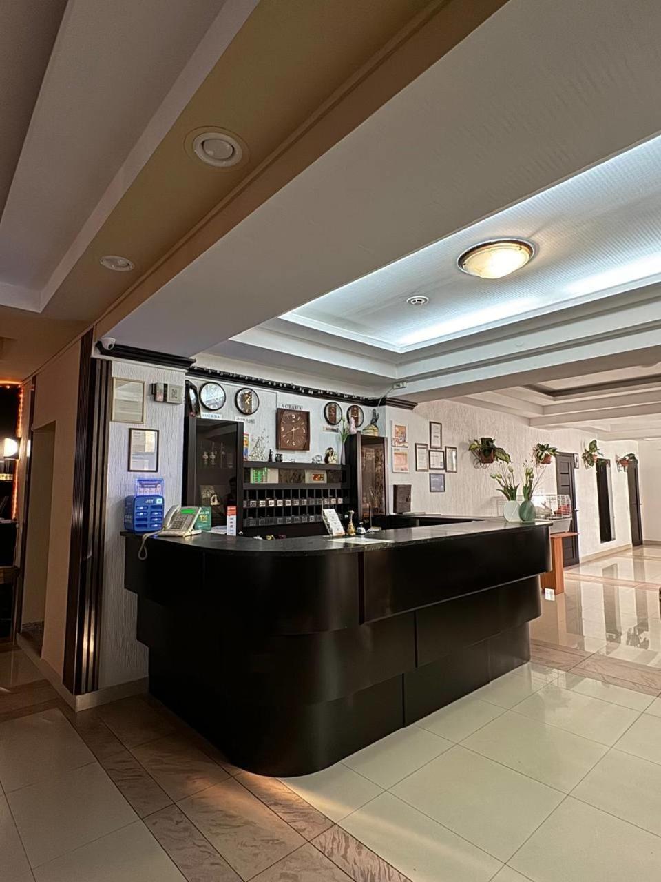 Shanyrak Hotel Temirtau Exterior photo